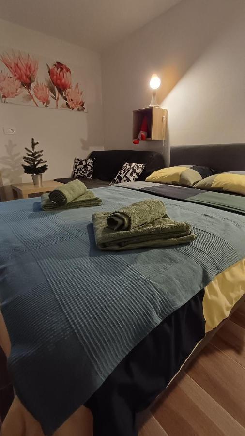 Apartmaji Stars Mavcice Екстер'єр фото
