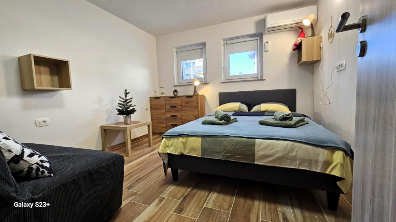 Apartmaji Stars Mavcice Екстер'єр фото